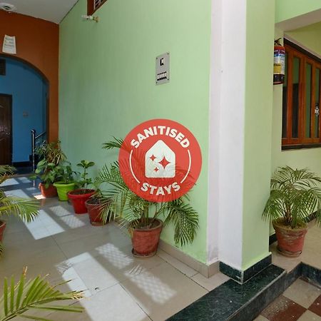 Oyo 4409 Hotel Chaitanya Inn Варанаси Экстерьер фото
