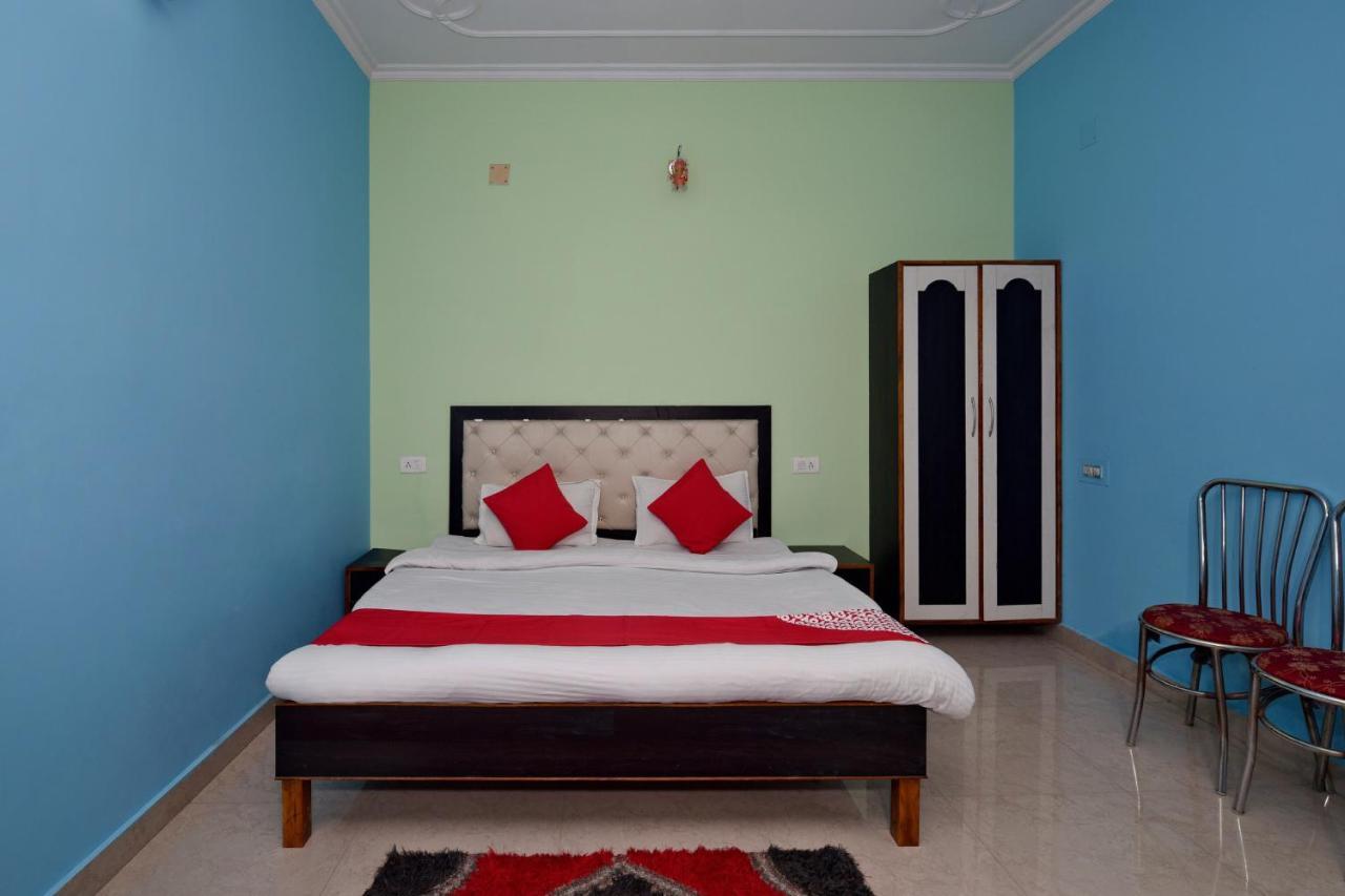 Oyo 4409 Hotel Chaitanya Inn Варанаси Экстерьер фото