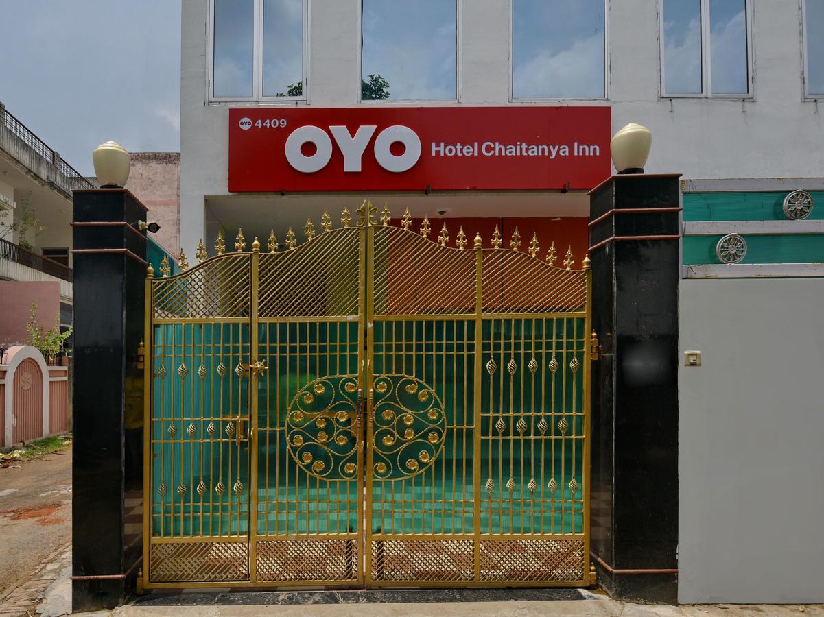 Oyo 4409 Hotel Chaitanya Inn Варанаси Экстерьер фото